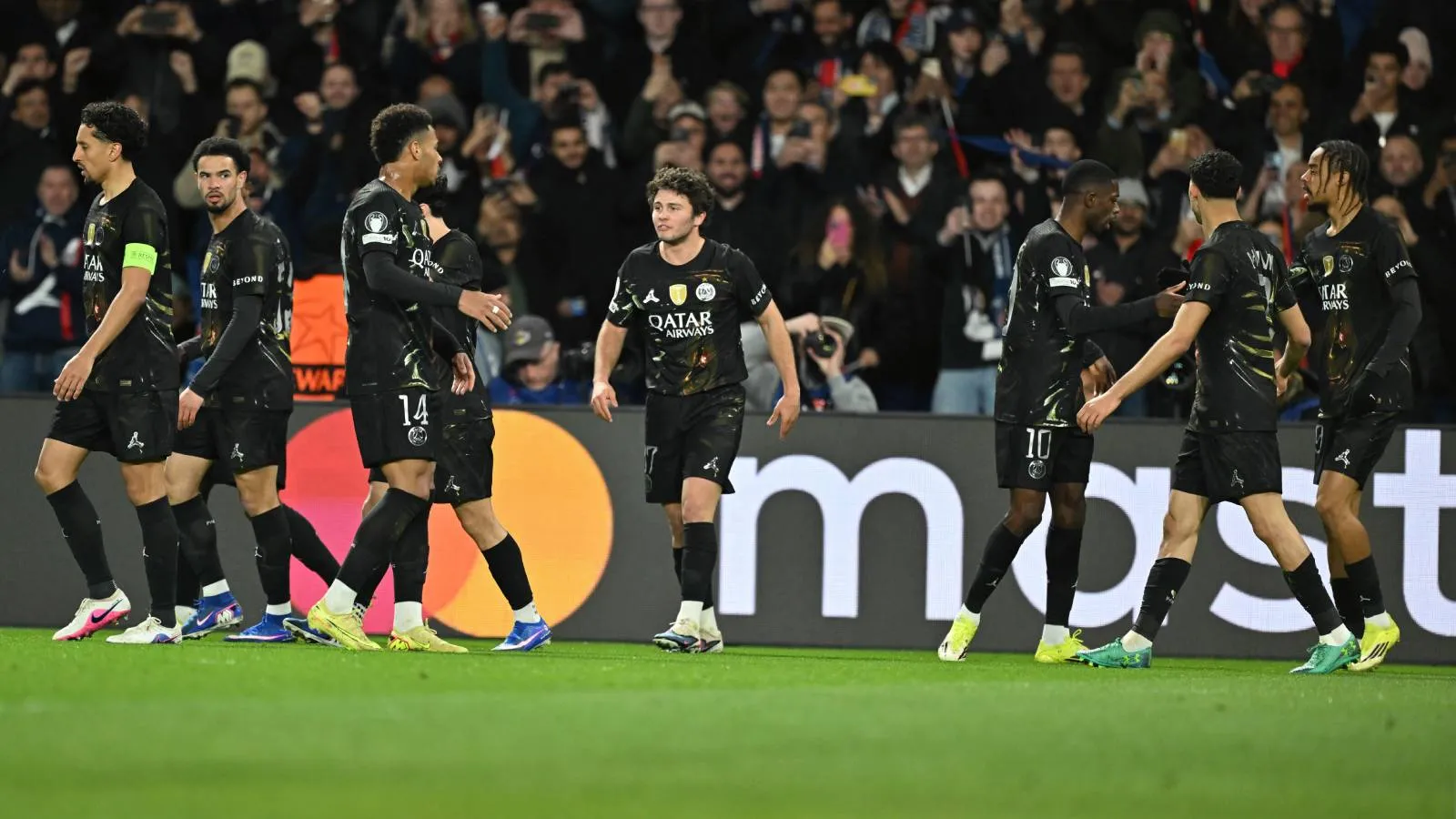 PSG, Chelsea’yi 5-2 ile geçerek avantaj sağladı!