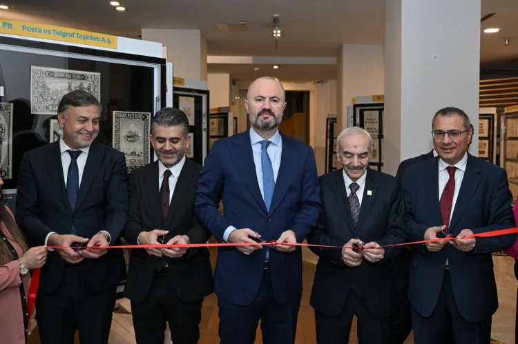 PTT 185 Yaşında: Tarih Dolu Pul Sergisi Açıldı!