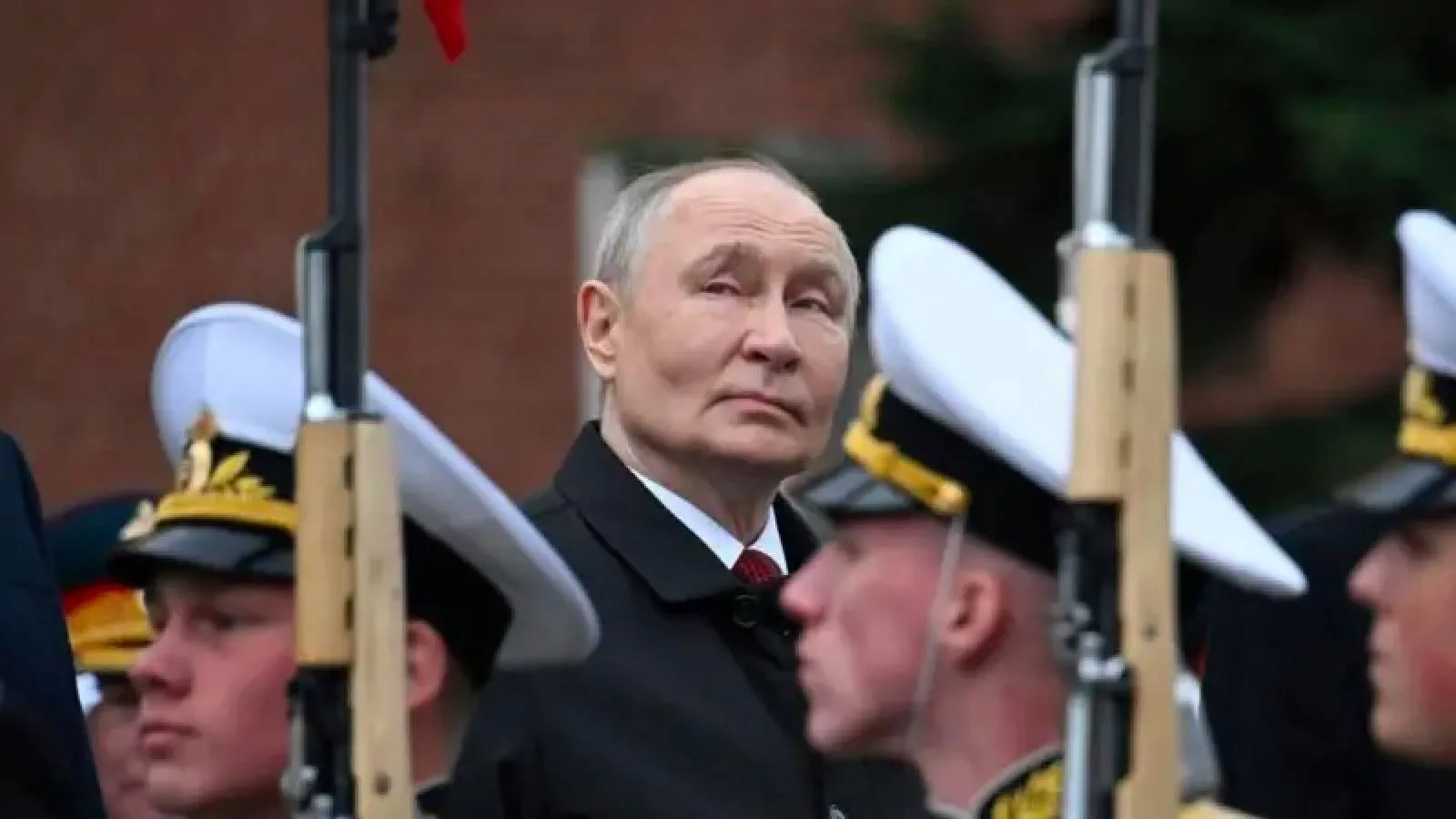 Putin’den Zafer Günü’nde NATO’ya Sert Mesaj