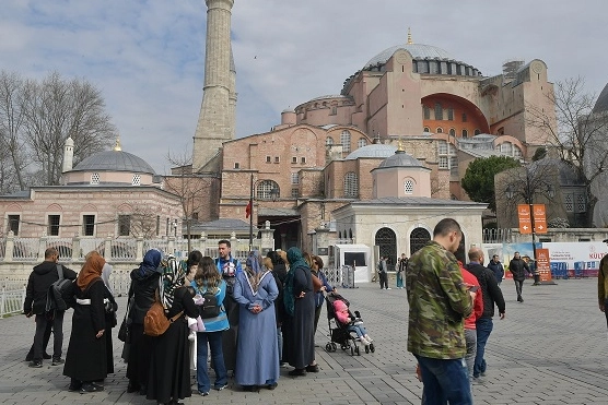 Ramazan, Beylikdüzü’nde Sanat ve Sağlıkla Geliyor