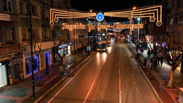 Ramazan Coşkusu Bursa’da Işıklarla Yaşanıyor!