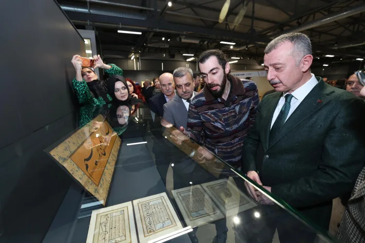 Ramazan’da Mukaddes Emanetler Sergisi Açıldı!