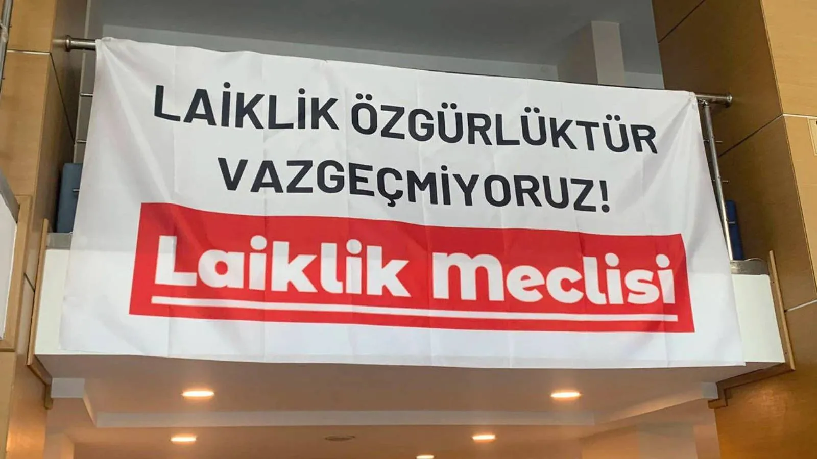 Ramazan Genelgesi Tartışmaları: Laiklik Krizi!
