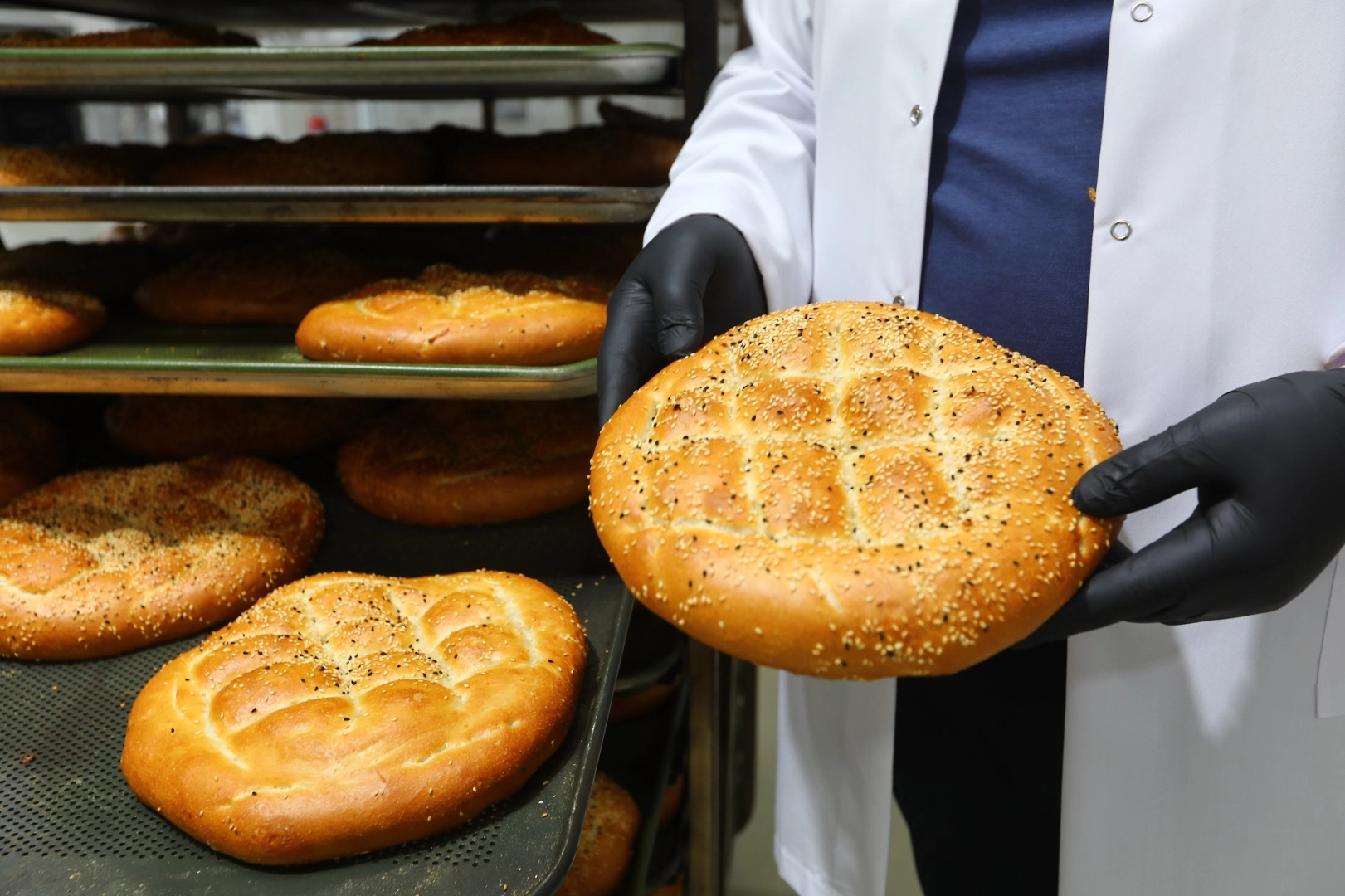 Ramazan Pidesi 20 TL, Gaziantep’te Sofralarda!