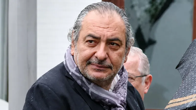 Reha Muhtar Hastaneye Kaldırıldı, Durumu Ciddi!