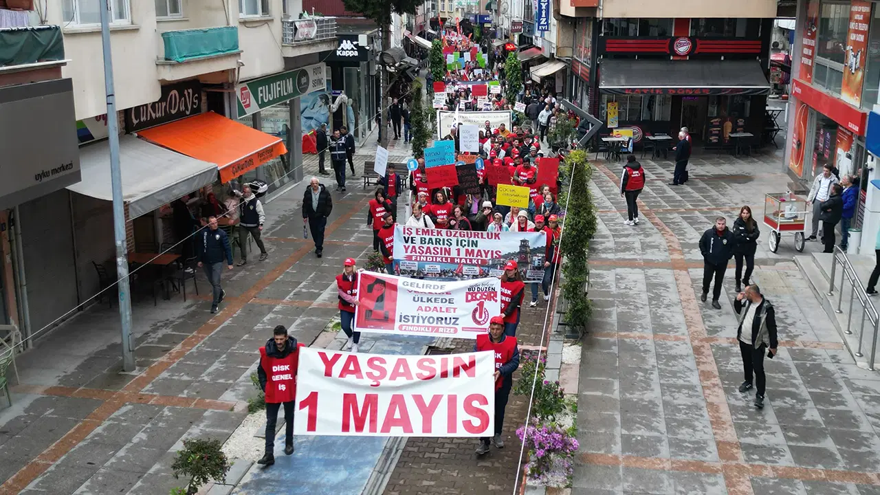 Rize’de 1 Mayıs’ta Emekçilerden Güçlü Mesajlar!