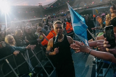 Robbie Williams İstanbul’da Hayranlarıyla Buluşuyor!