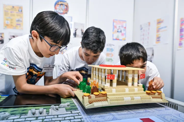 Robot Olimpiyatı’nda Geleceğin Mucitleri Belirlendi!