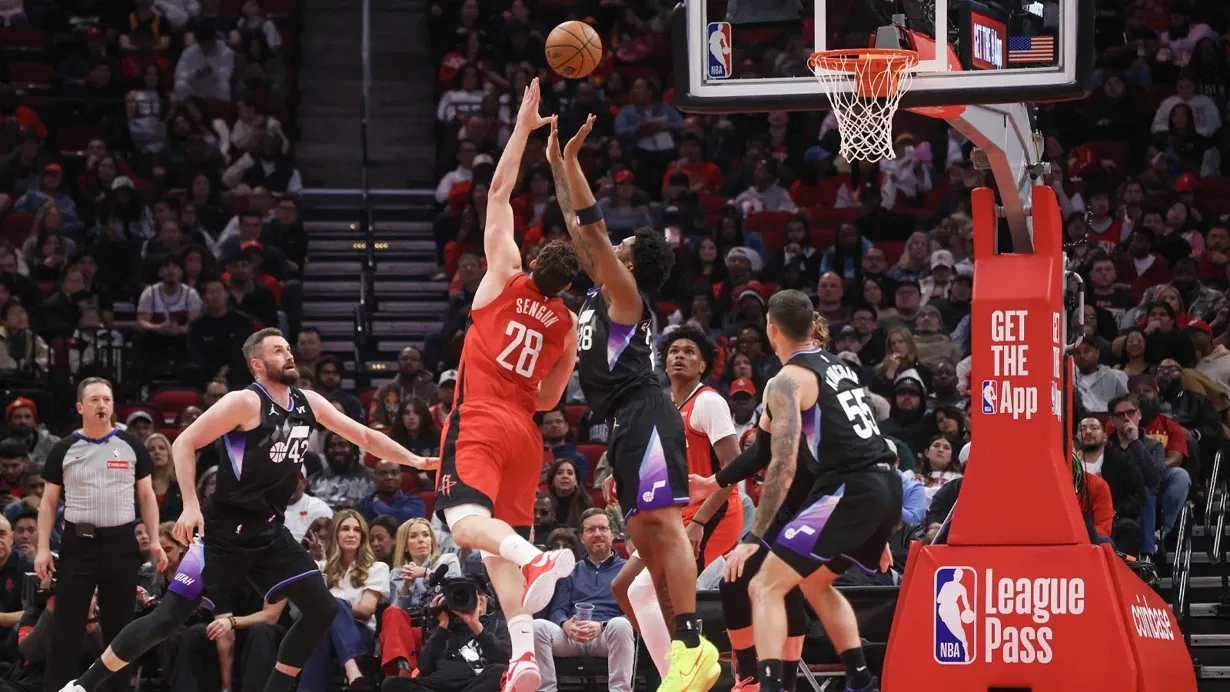 Rockets ve Spurs’tan Galibiyet Serisi!