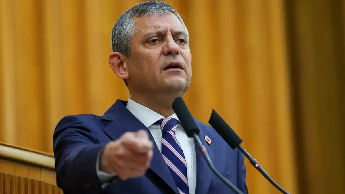 Vahap Seçer'in kardeşinden Özgür Özel'in kasasına seçim öncesi para transferi: Paranın izi Manisa'dan Mersin'e uzandı