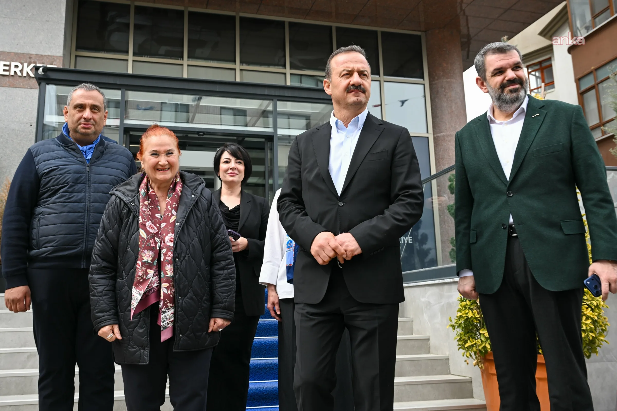 Sabahat Akkiraz, Yavuz Ağıralioğlu’nu Ziyaret Etti!