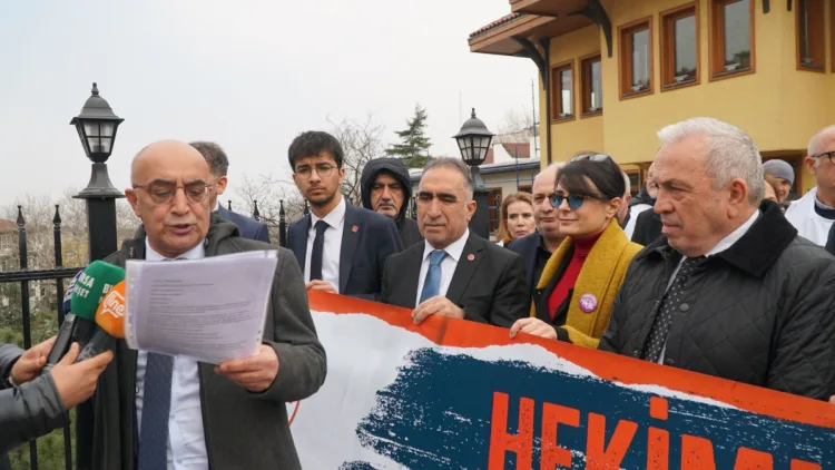 Sağlık Hakkı Yürüyüşü: Bursa’da Hekimlerin Çağrısı
