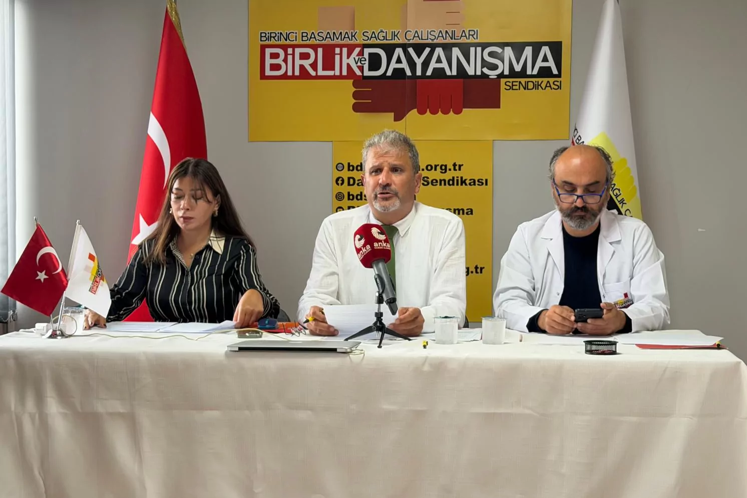 Sağlıkta Yazılım Krizi: İş Yükü Artıyor!