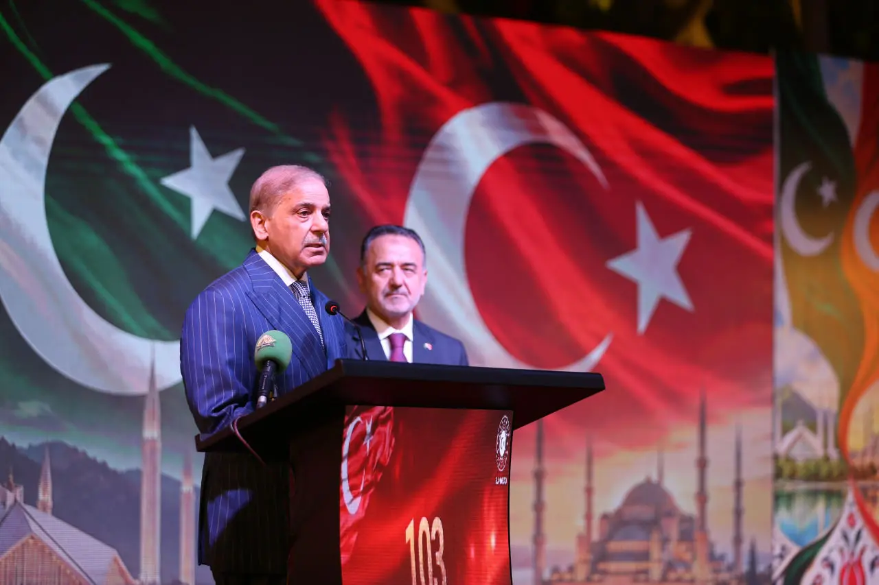 Pakistan Başbakanı Şahbaz Şerif