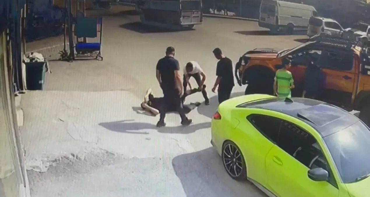 Şaka Kanlı Bitti: Kamyonet Yaraladı!