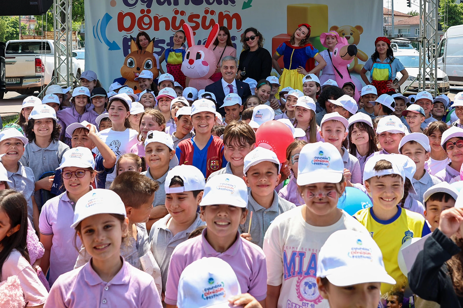 Sakarya’da Çocuklar Oyuncak Festivali’nde Buluştu