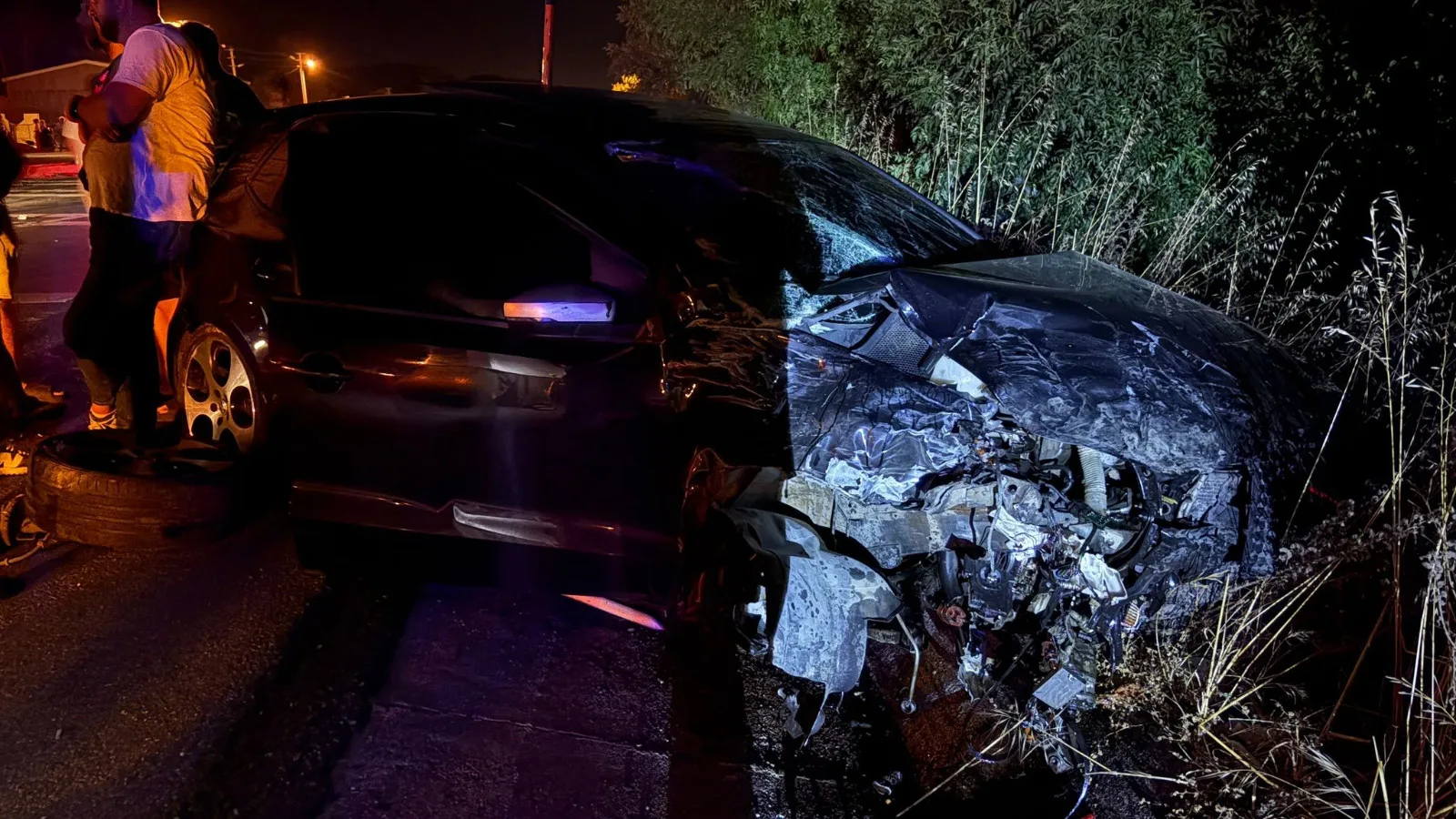 Sakarya’da Feci Kaza: 8 Yaralı, Yol Kapandı!