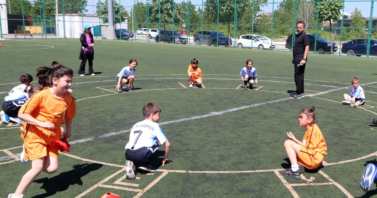 Sakarya’da Geleneksel Çocuk Oyunları Şenliği Başladı!