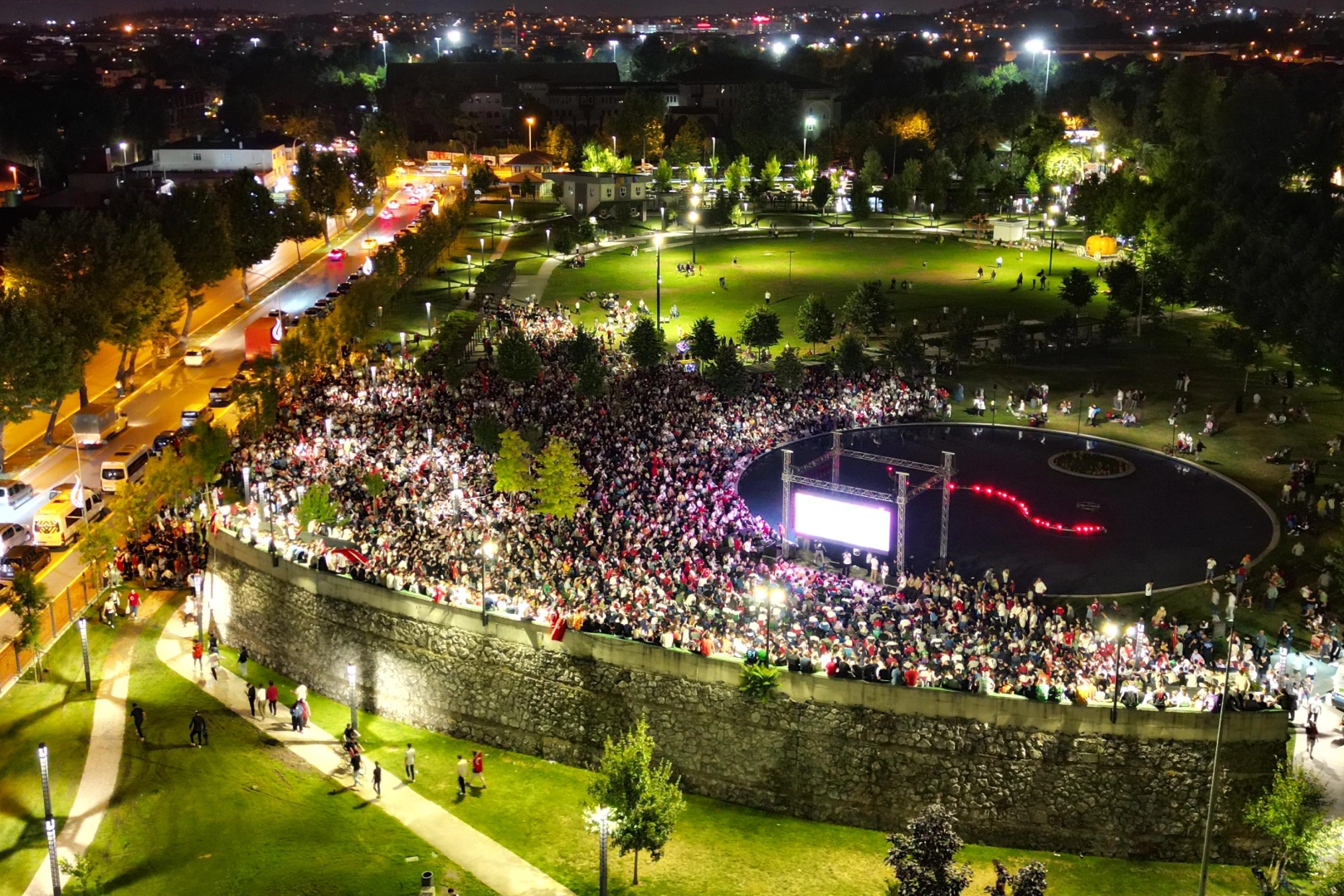 Sakarya’da Yaz Konserleri Başlıyor! 4 Sanatçıyla Buluşun
