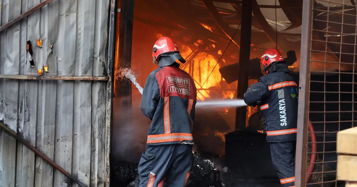 Sakarya’nın Kahraman İtfaiyecileri Hayat Kurtarıyor