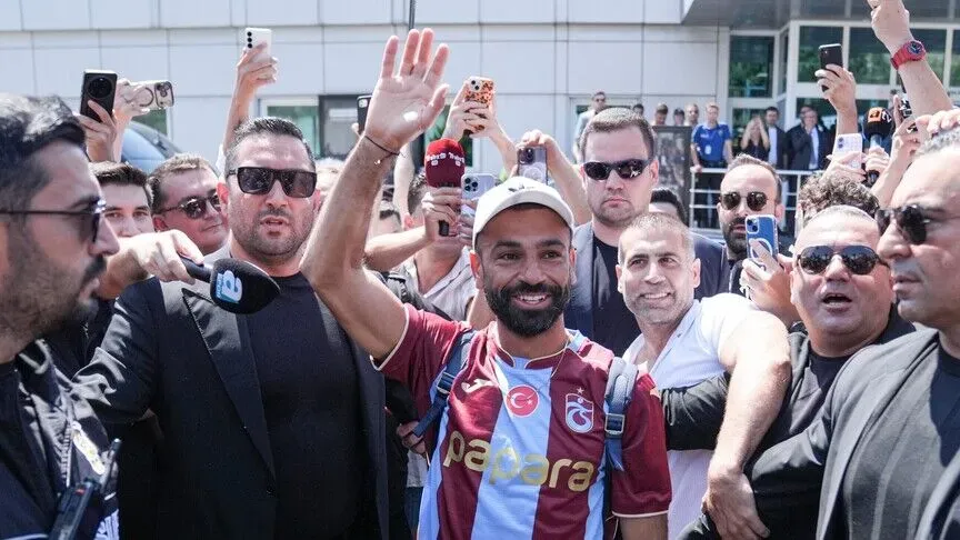 Salah İçin Tarihi İmza Töreni Papara Park’ta!