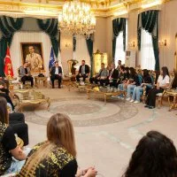 Şampiyon hentbolculardan Başkan Vekili Biba’ya ziyaret