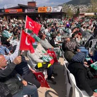 Şampiyonluk coşkusu Büyükşehir'le yaşandı Şampiyonluk coşkusu Büyükşehir'le yaşandı