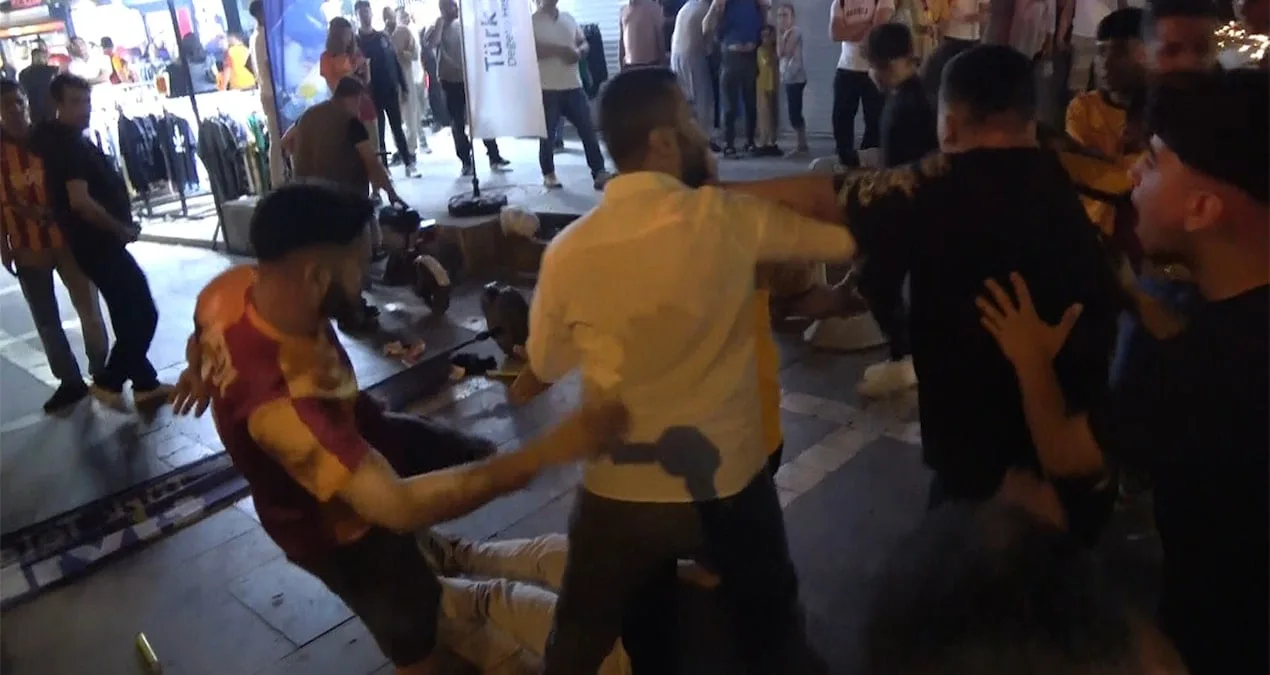 Şampiyonluk Kutlamalarında Kavga: 3 Yaralı!