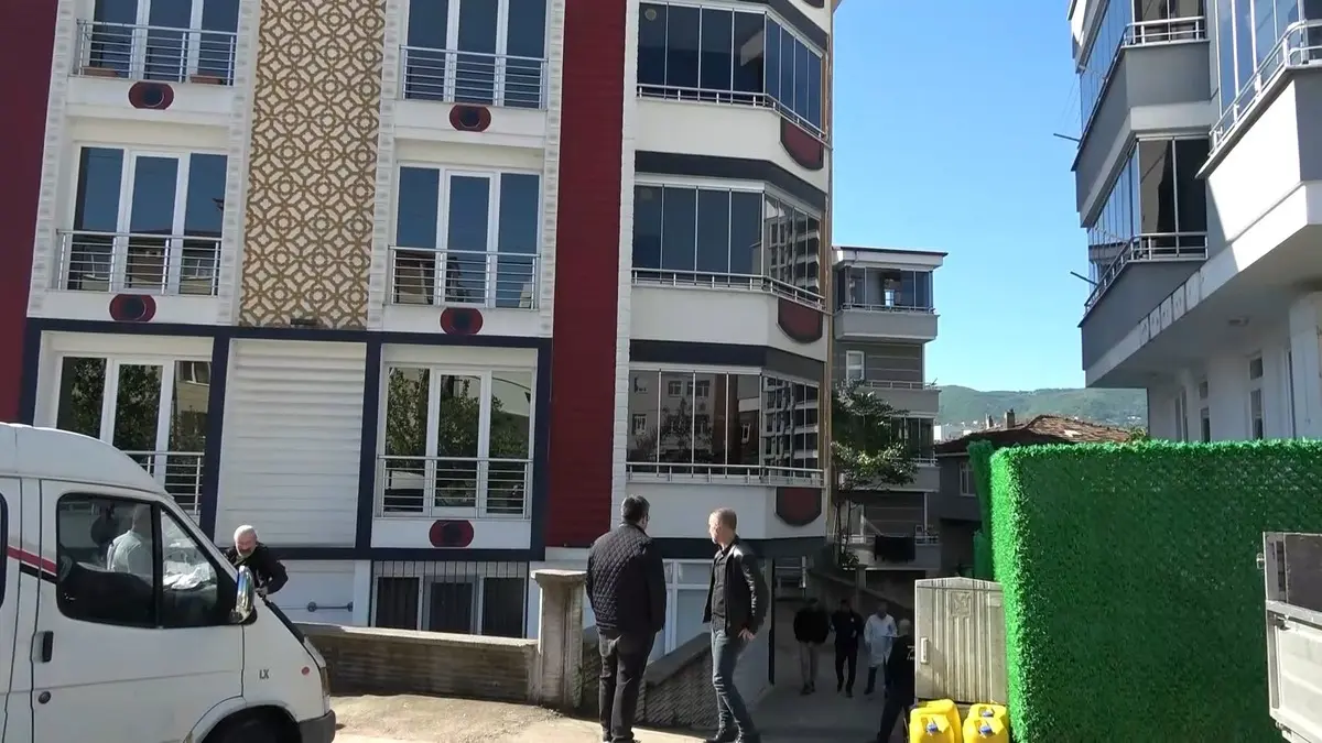 Samsun da İHA paniği! 3 evde hasar oluştu: İşte ilk görüntüler 5