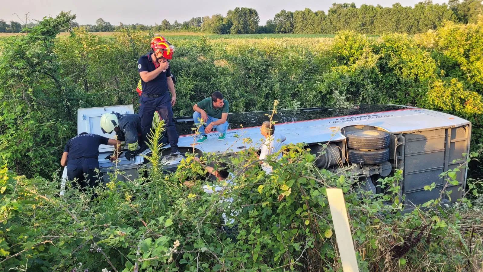 Samsun’da Otobüs Devrildi: 15 Yaralı!