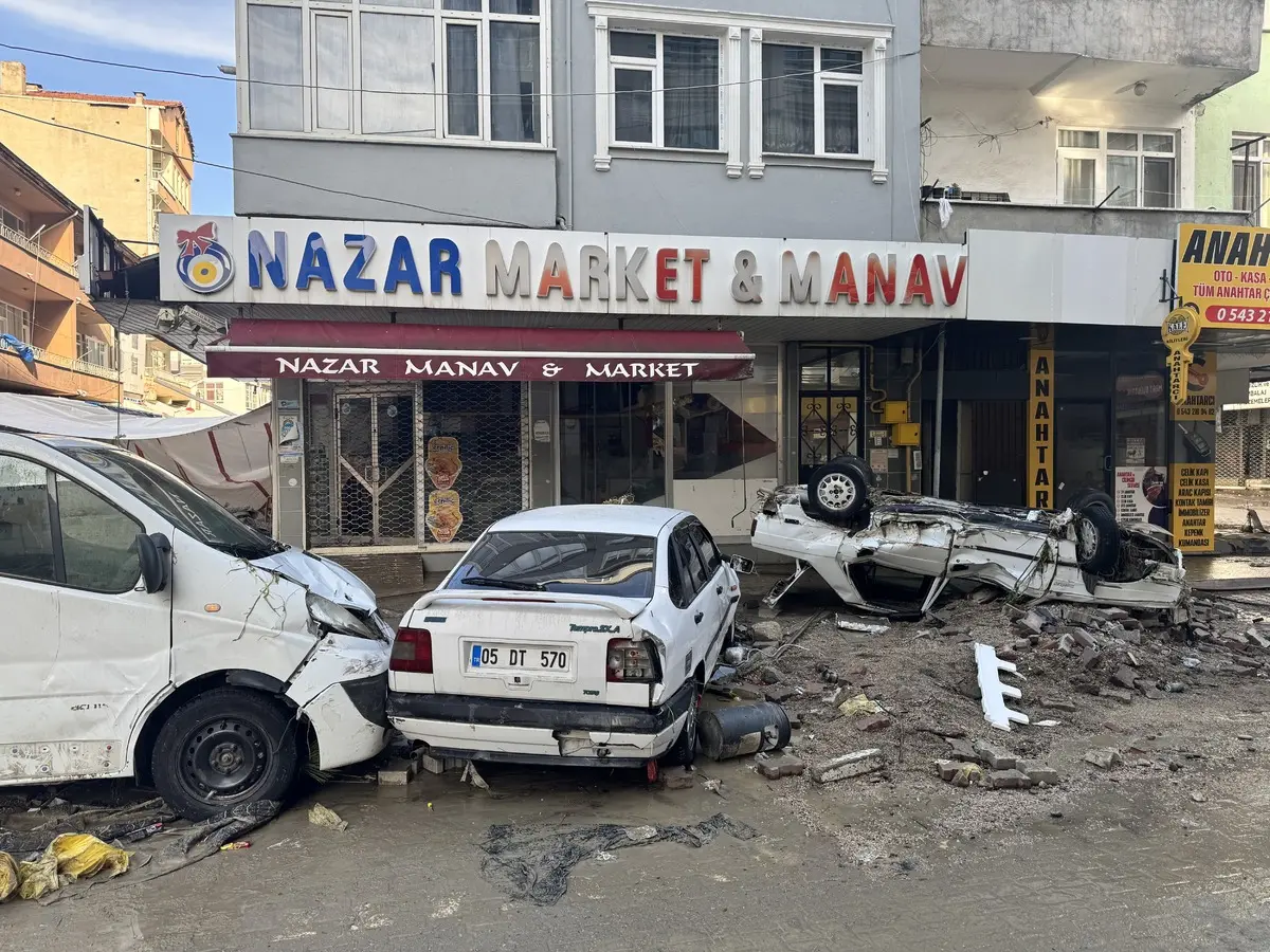 Dün gece kabusu yaşadılar! Şehir tanınmaz hale geldi 6