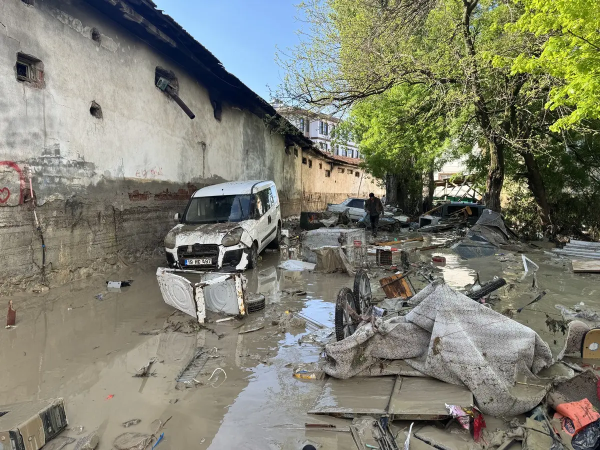 Dün gece kabusu yaşadılar! Şehir tanınmaz hale geldi 16
