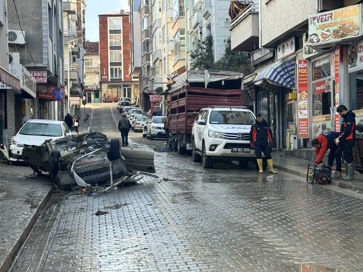 Dün gece kabusu yaşadılar! Şehir tanınmaz hale geldi 3