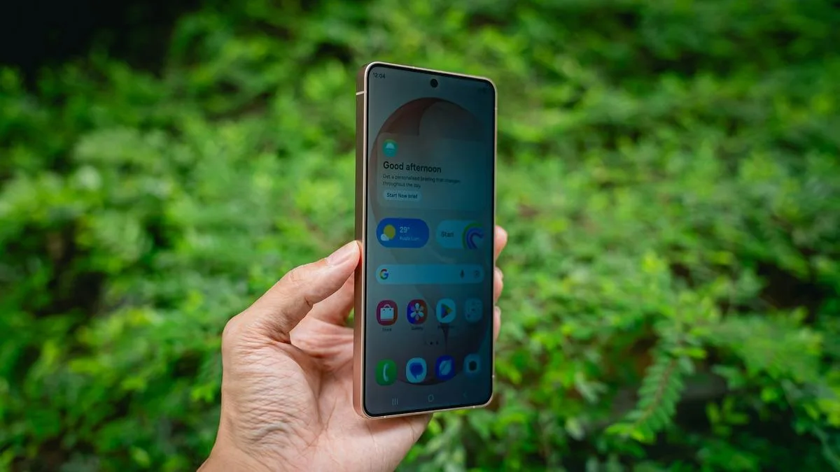 Samsung Galaxy S27: Yeni Pro Modeli Geliyor!