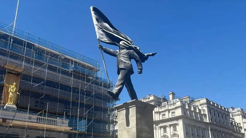 Sanat ve Piyasa: Banksy’nin Paradoksal Etkisi