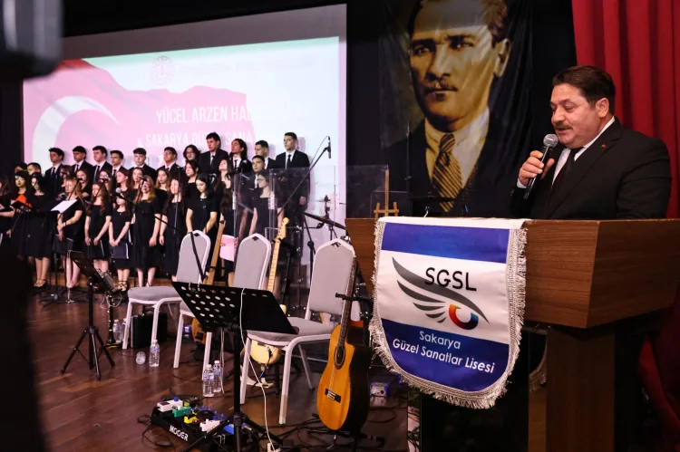 Sanatla Büyüyen Gençler: ‘Kim Var?’ Etkinliği