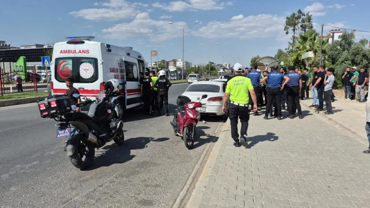 Sanayi Sitesi Kavşağı’nda Zincirleme Kaza!