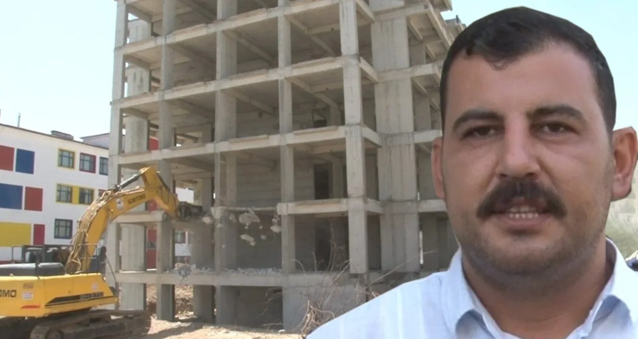 Şanlıurfa’da Deprem İle Yıkılan Bina Yeniden Yıkıldı