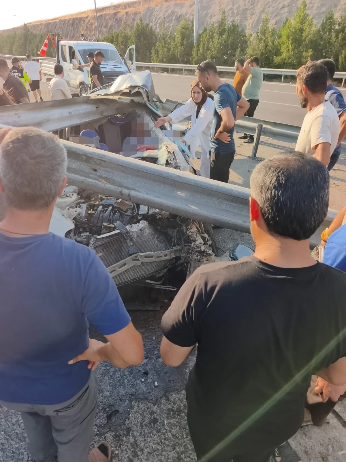Şanlıurfa da korkunç kaza! 1 ölü 1 ağır yaralı 5