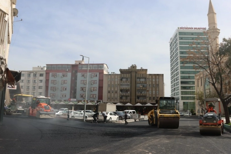 Şanlıurfa’da Ulaşımda Yenilikçi Asfalt Çalışmaları!