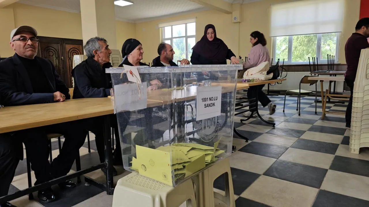 Seçimlerde Oy Verme İşlemi Sona Erdi!
