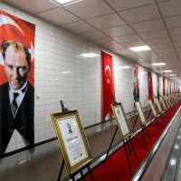 Şehit diplomatların hatırası Bursa’da yaşatılıyor