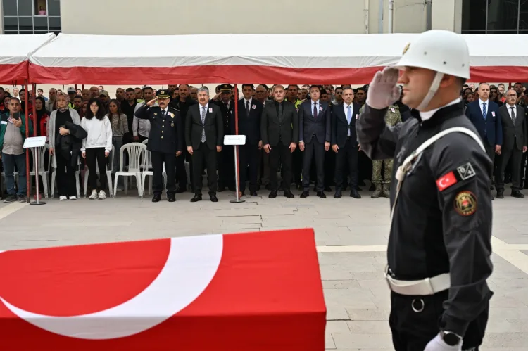 Şehit Polis Faruk Şahin İçin Tören Düzenlendi