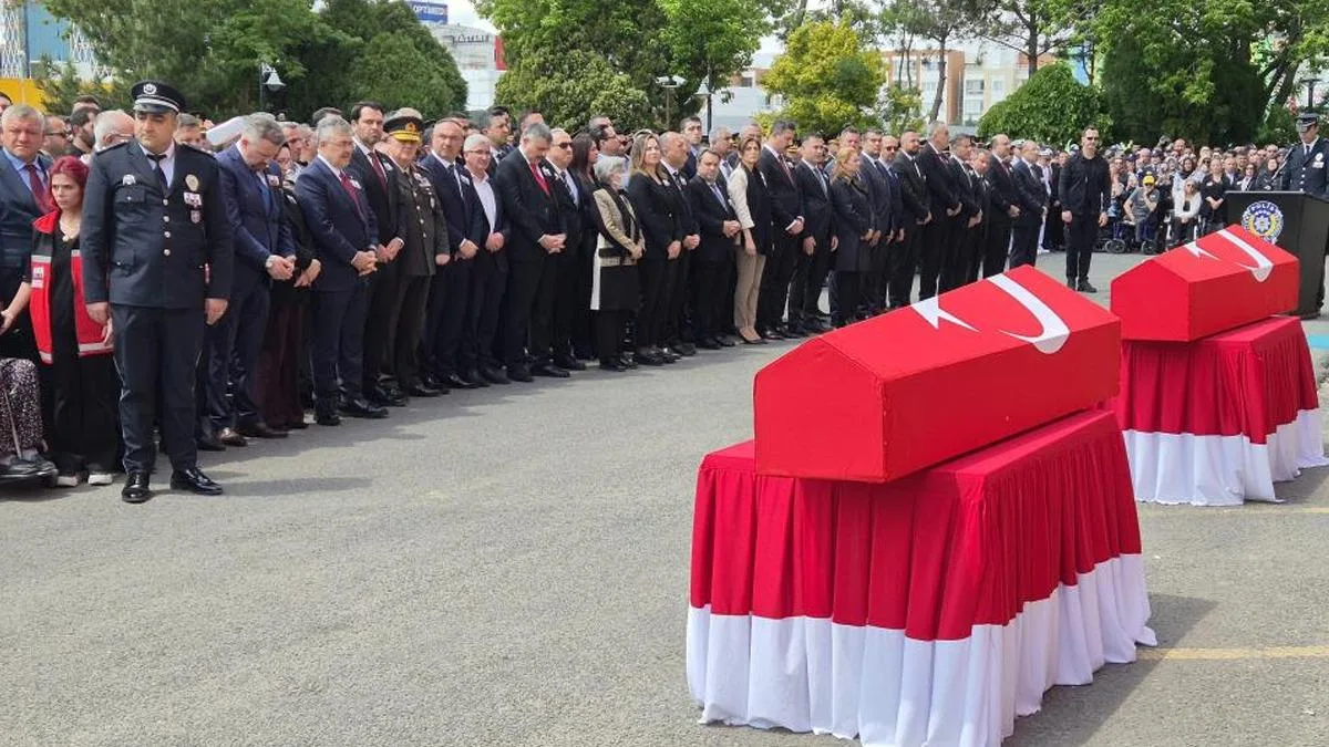 Şehit Polisler İçin Anma Töreni Düzenlendi
