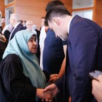 1784037317<em>477</em>Sehit-ve-gazi-aileleri-icin-birlik-sofrasi-kuruldu.jpeg
