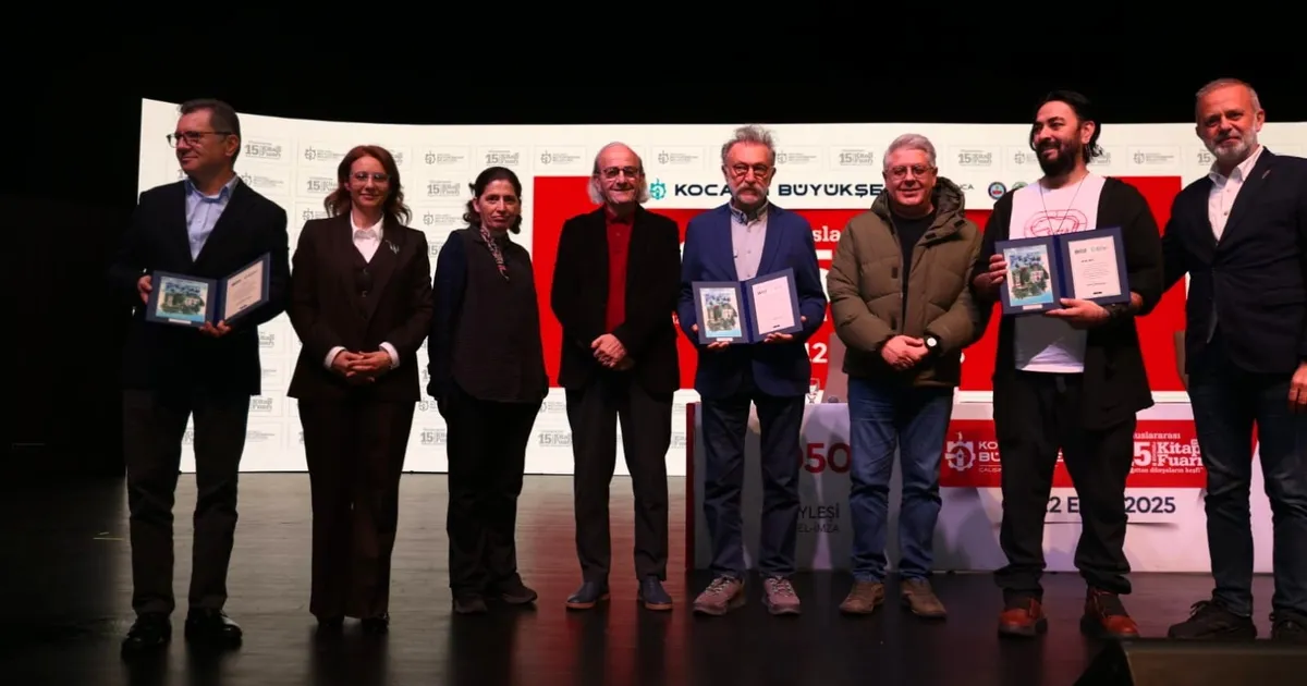 Şehrengiz Kitabı Kocaeli Fuarı’nda Tanıtıldı!