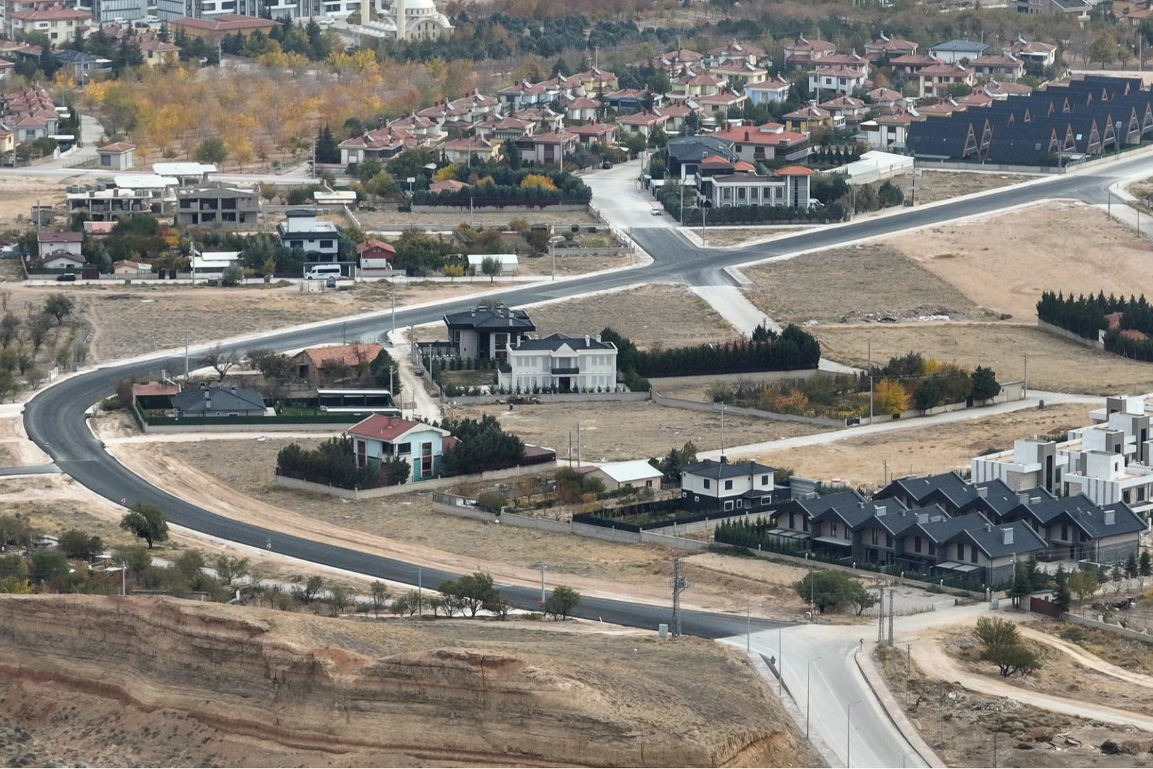 Selçuklu’da 40 Bin Metrekare Asfalt Yenilemesi!