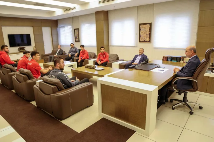 Selçuklu’dan Dünya Şampiyonlarına Coşkulu Karşılama