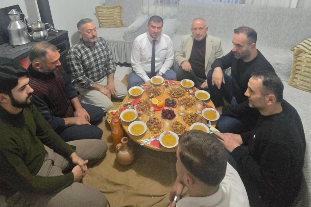 Semih Aydemir’den Kemalpaşa’da Samimi İftar