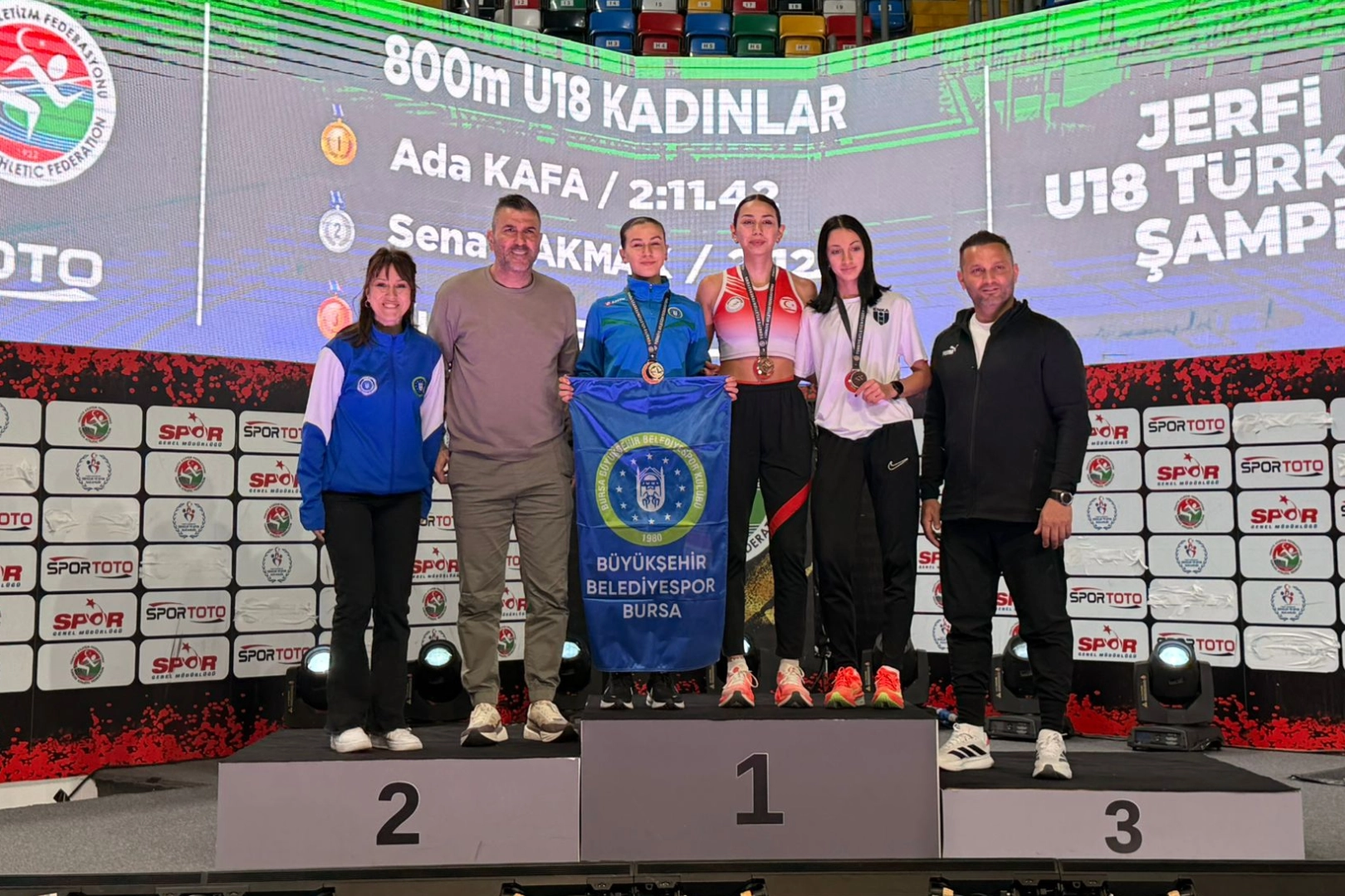 Sena Çakmak, Türkiye İkincisi Oldu!